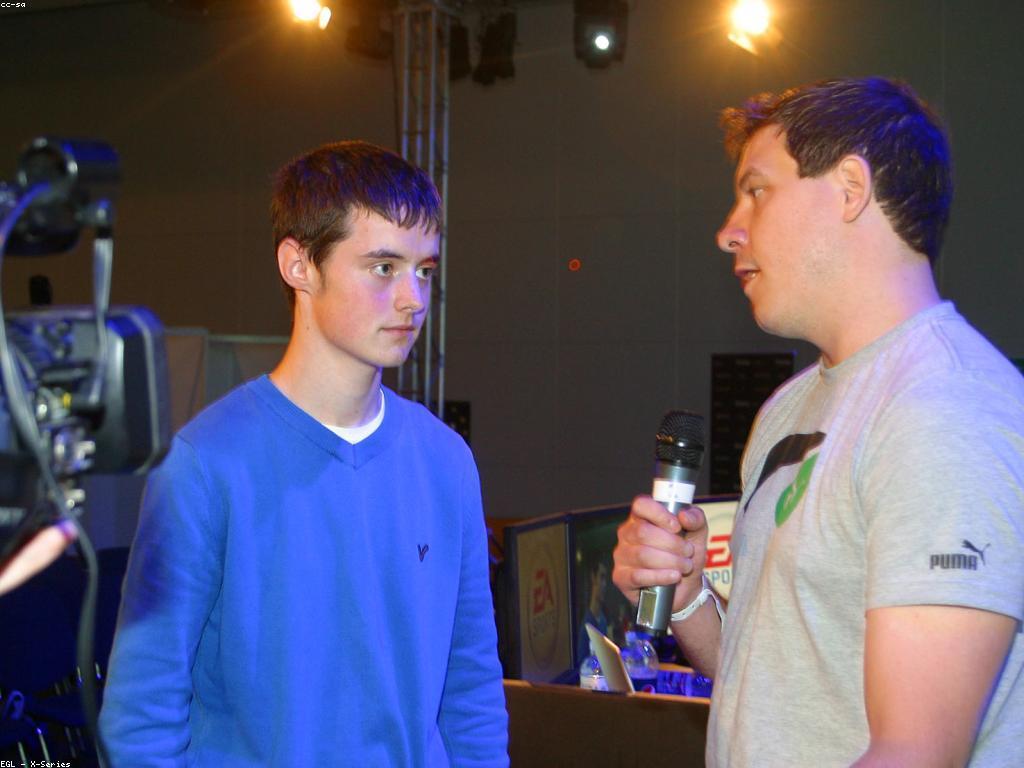 ការបង្កើតនូវការលេងថ្មី: យុទ្ធសាស្ត្រនិងការប្រកួតប្រជែង