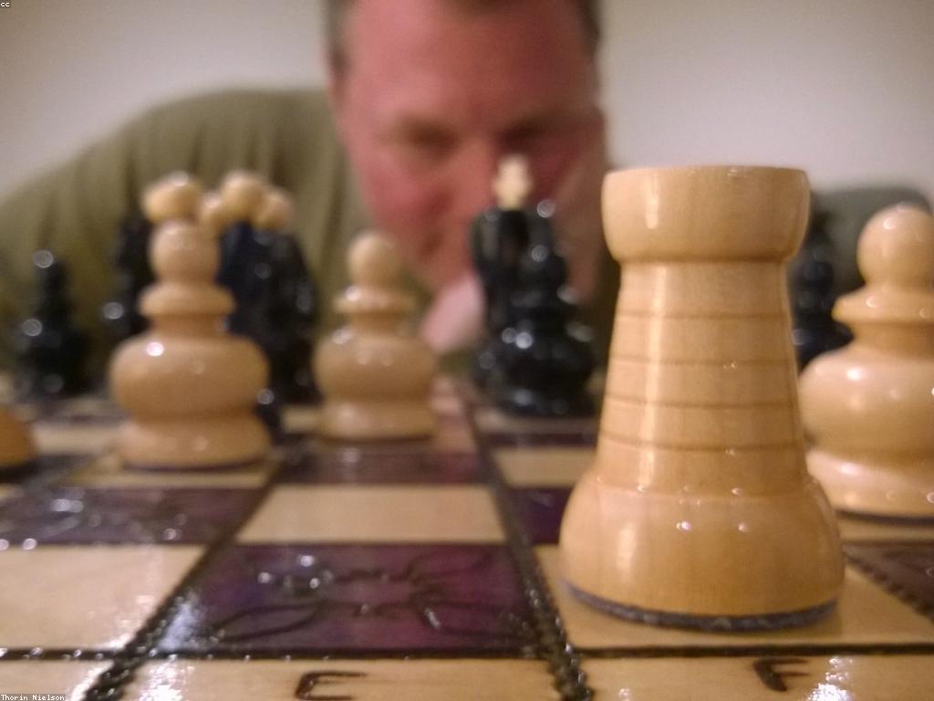 យុទ្ធសាស្ត្រល្បែង៖ ការអភិវឌ្ឍន៍និងការបង្កើត